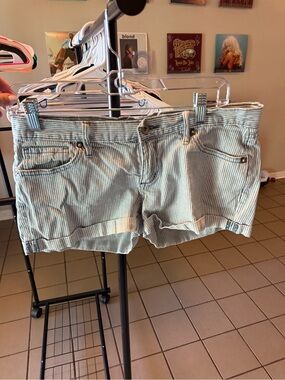 Bullhead Striped Jean Shorts - Light Blue & White